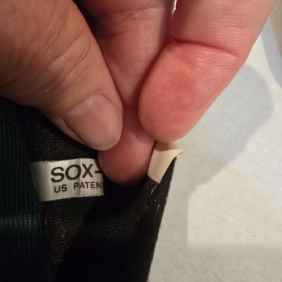 Women's Flat Shoes Black Velvet Embroidered Poinsettia Design Tinsel Toes Size 8 - Picture 11 of 13